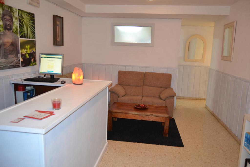 Hostal Gonzalez Marbella Bagian luar foto