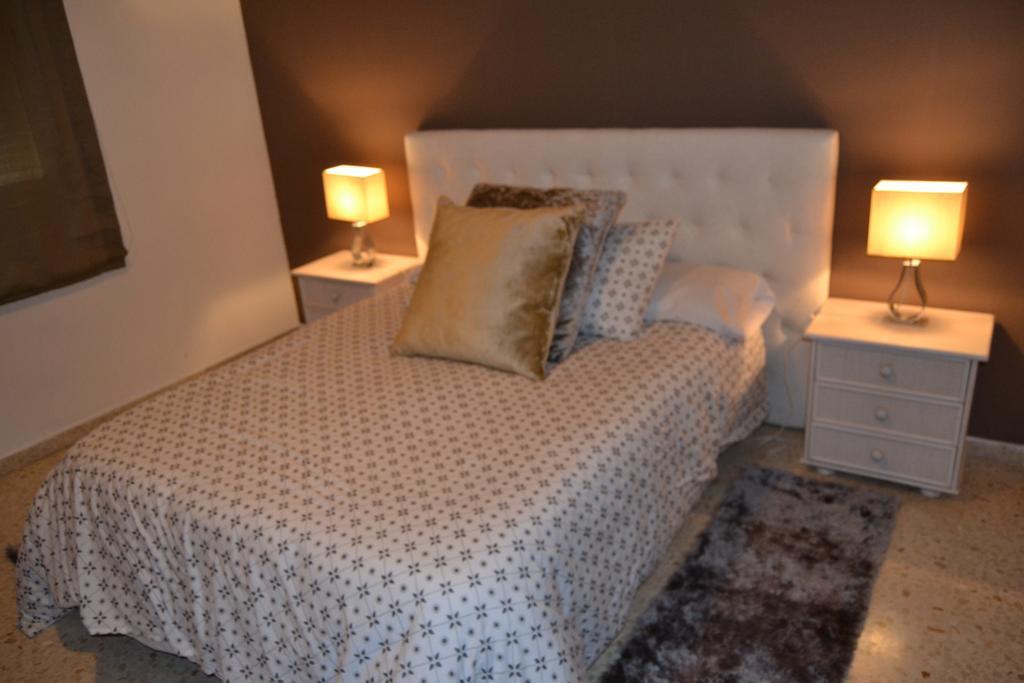 Hostal Gonzalez Marbella Bagian luar foto