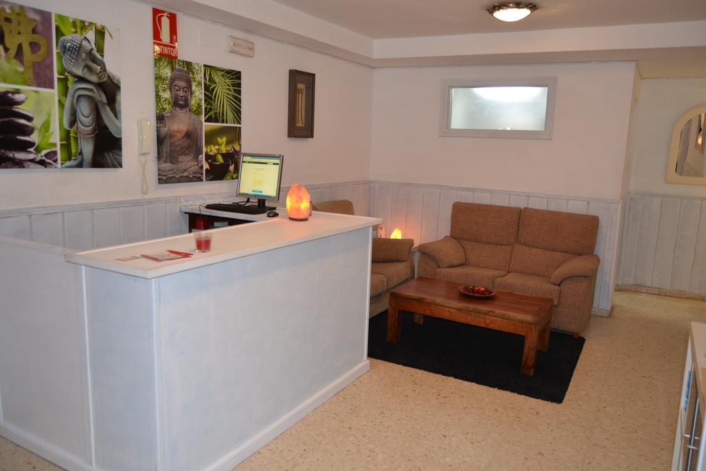 Hostal Gonzalez Marbella Bagian luar foto