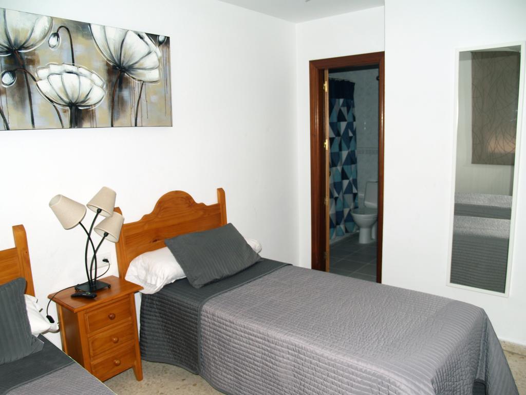 Hostal Gonzalez Marbella Bagian luar foto
