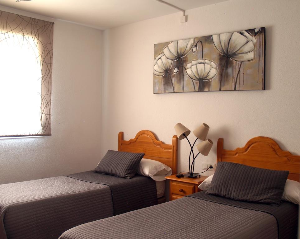 Hostal Gonzalez Marbella Bagian luar foto