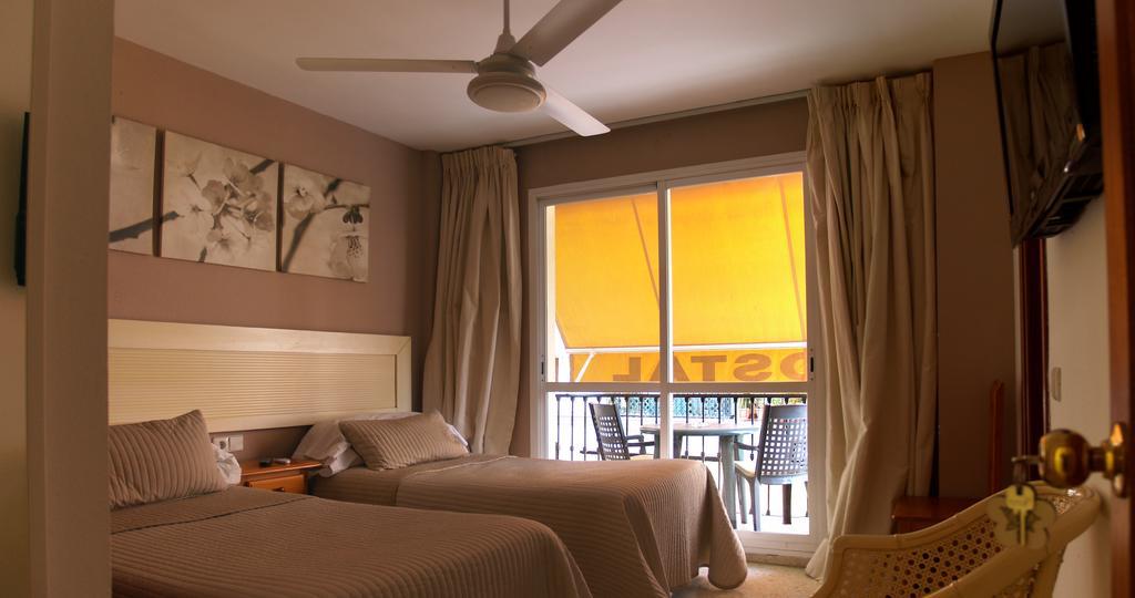 Hostal Gonzalez Marbella Bagian luar foto
